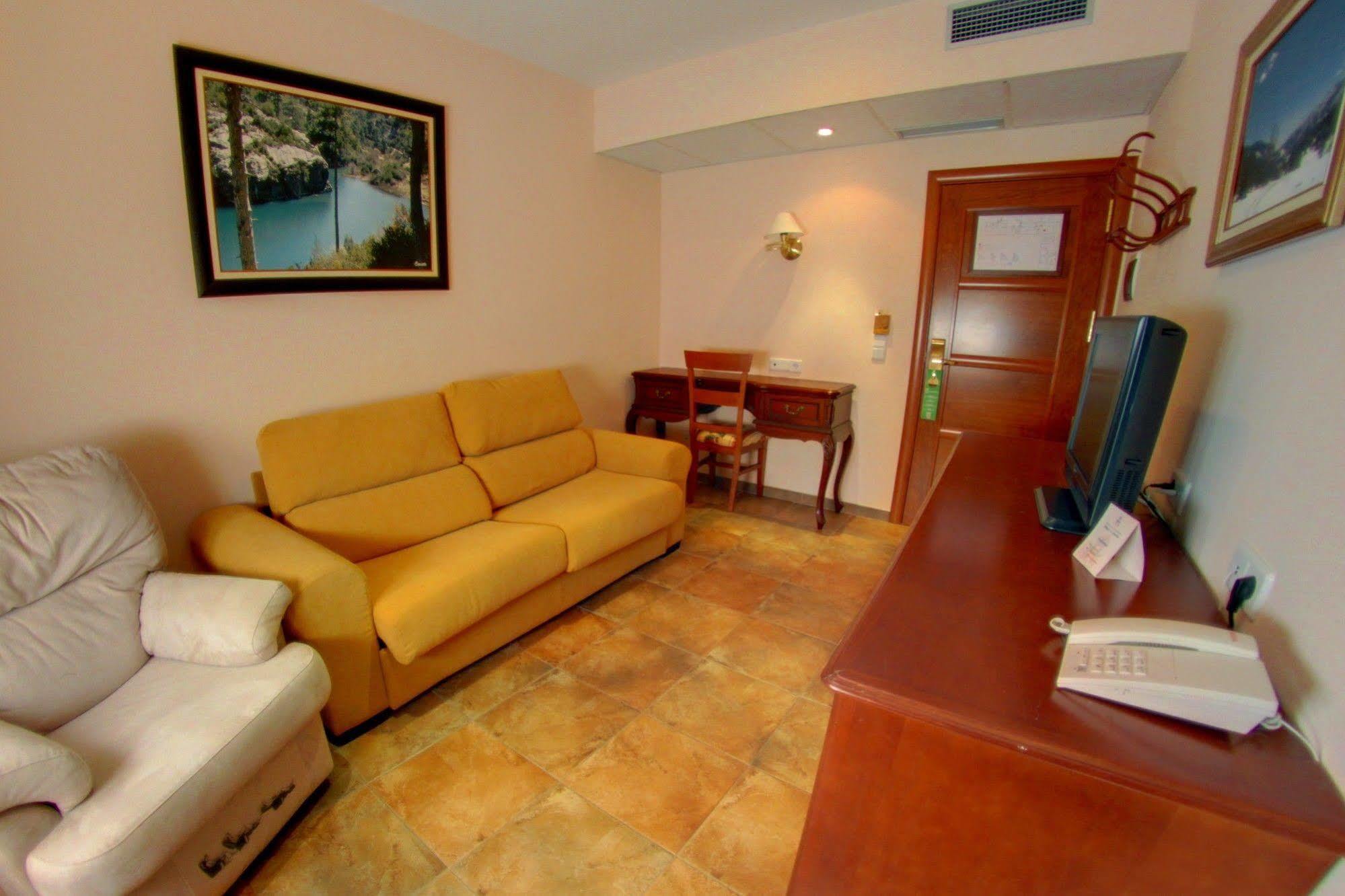 Hotel Balneario Parque De Cazorla Arroyo Frio Eksteriør billede